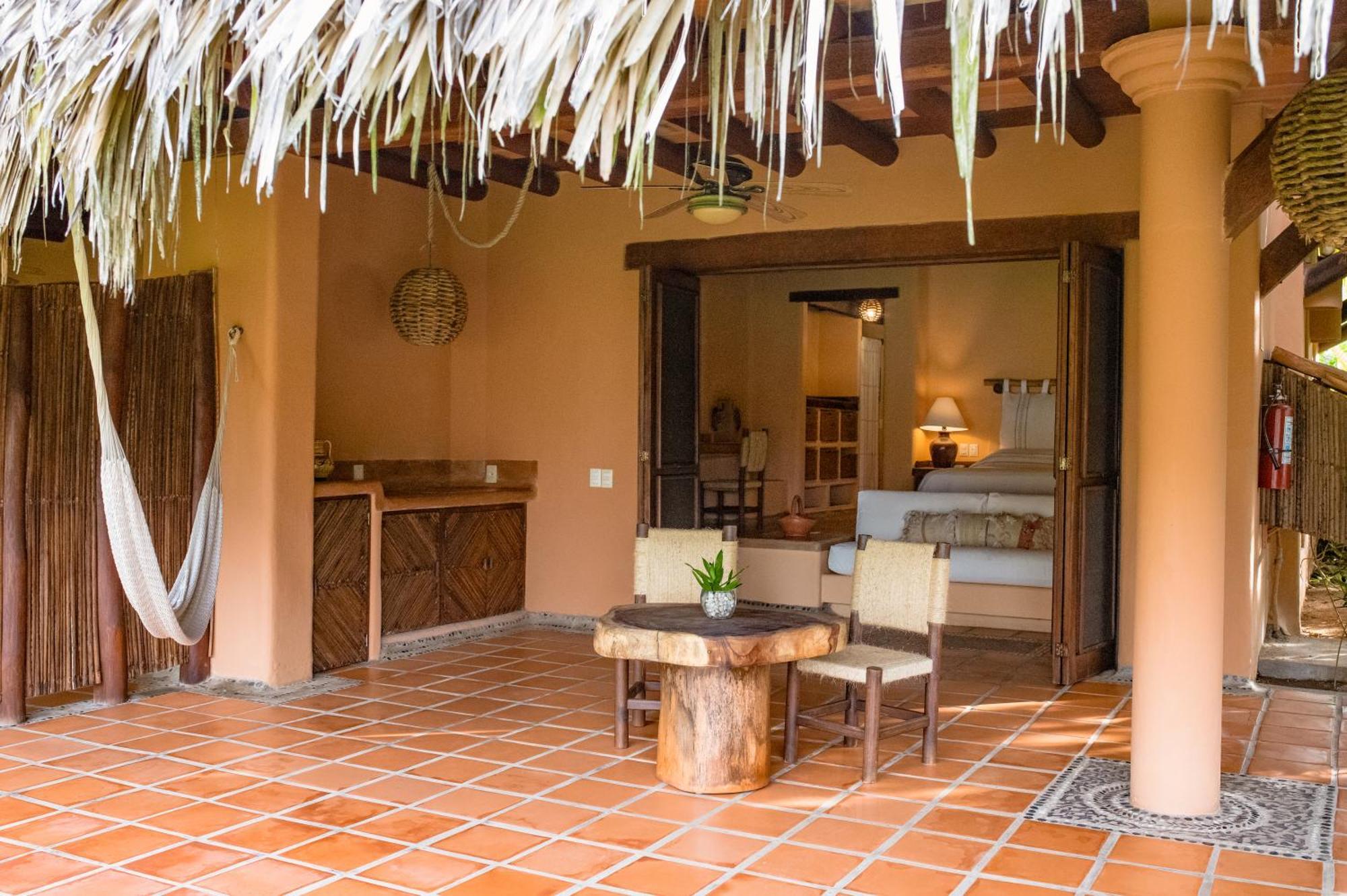 Puertas Paraiso Hotel Boutique Сиуатанехо Екстериор снимка