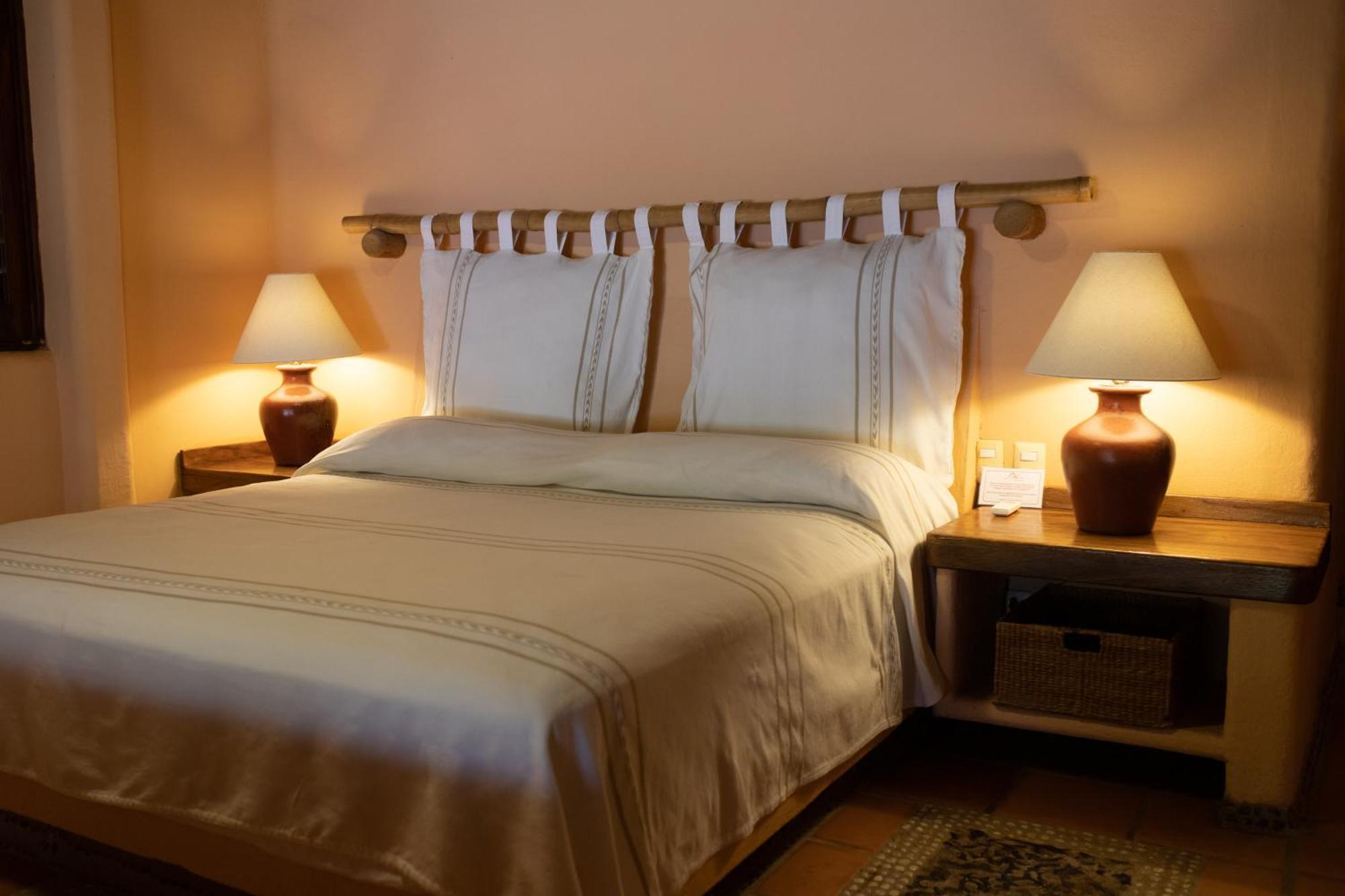 Puertas Paraiso Hotel Boutique Сиуатанехо Екстериор снимка