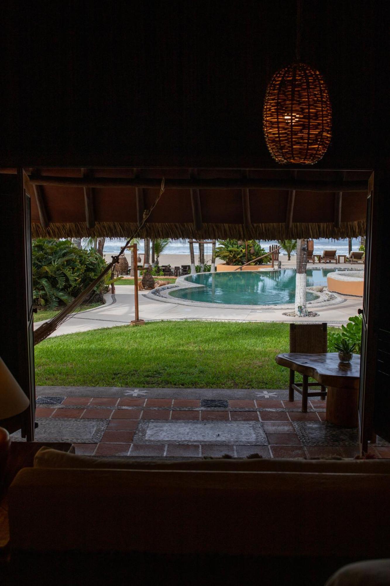 Puertas Paraiso Hotel Boutique Сиуатанехо Екстериор снимка