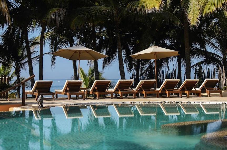 Puertas Paraiso Hotel Boutique Сиуатанехо Екстериор снимка