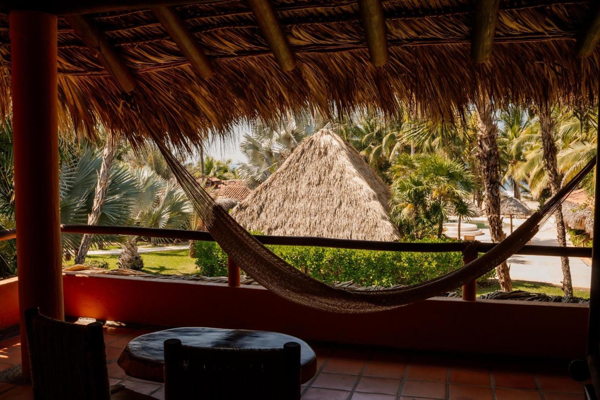 Puertas Paraiso Hotel Boutique Сиуатанехо Екстериор снимка